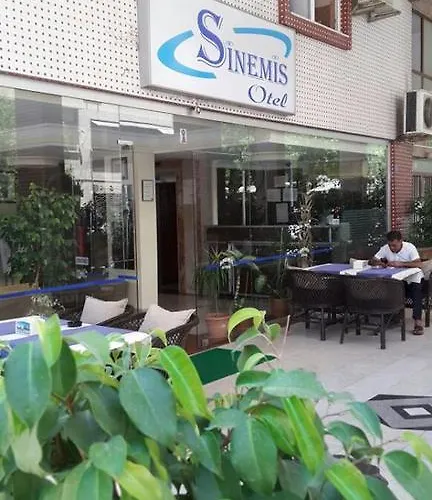 Sinemis