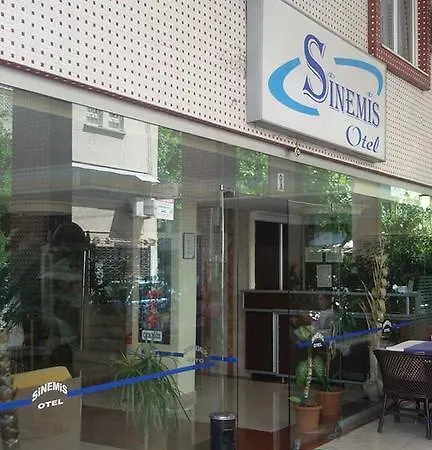 ホテル Sinemis
